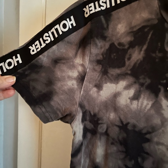 Hollister top womans size XS - Picture 3 of 4